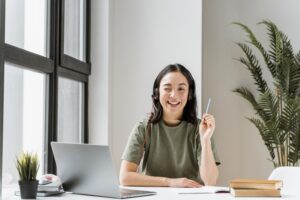 Read more about the article The Efficiency Engine: How a Virtual Assistant Optimizes Your Path to Success