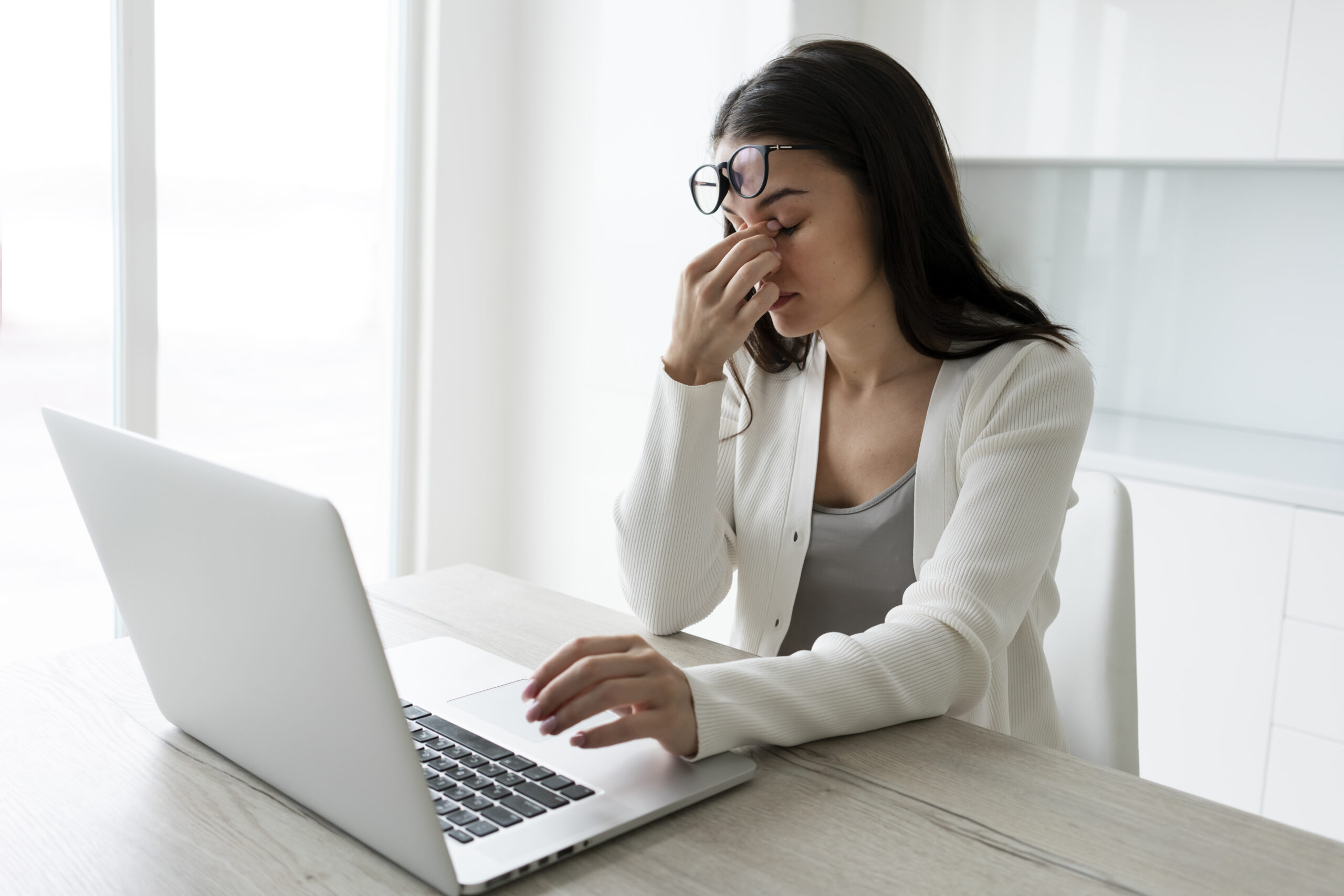 Read more about the article Managing Mental Fatigue: Leveraging Virtual Assistants to Avoid Decision Overload
