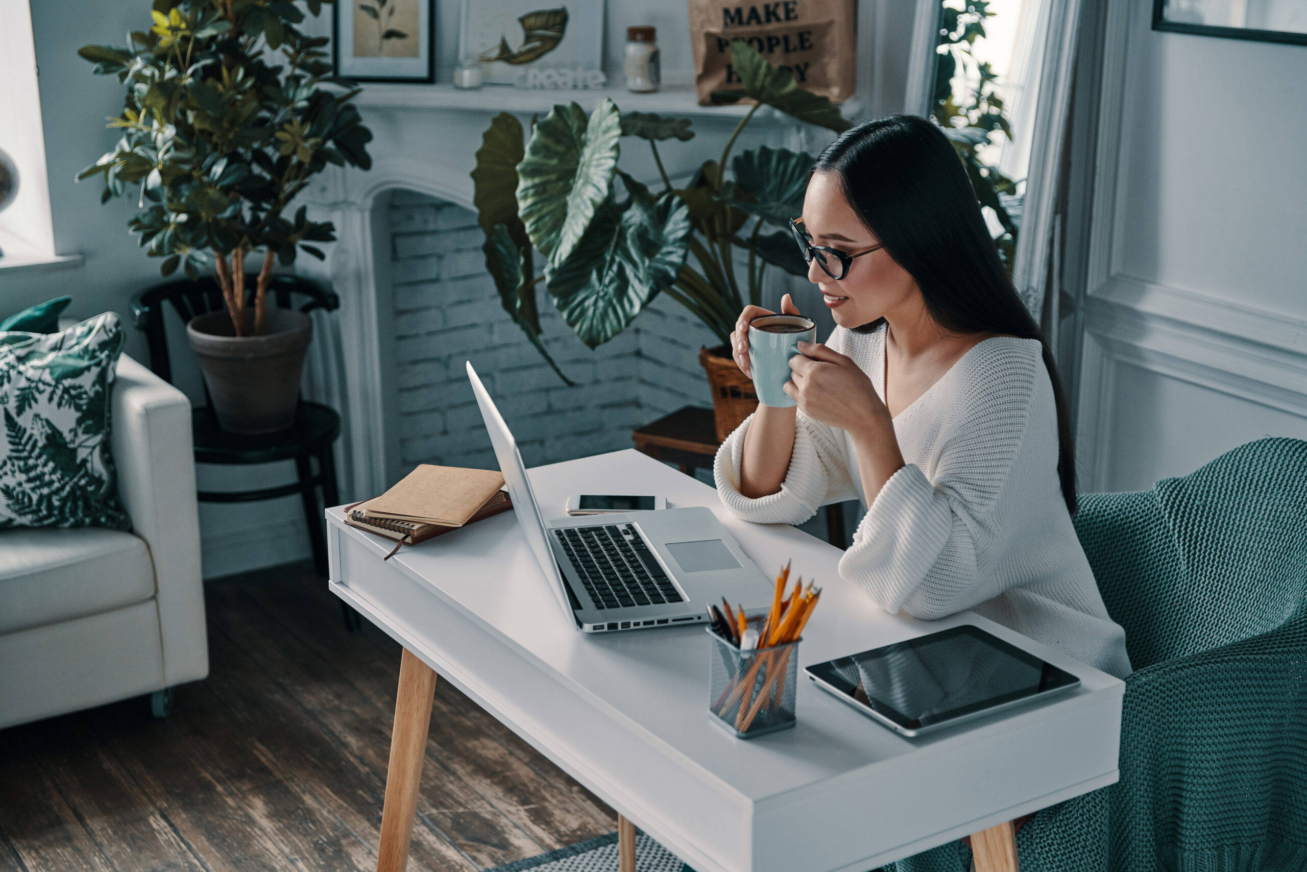 You are currently viewing Why Remote Work Isn’t Just a Trend—It’s Smart Hiring