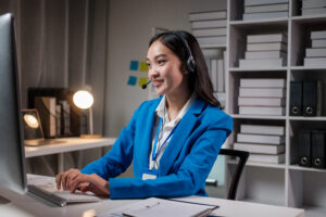 Read more about the article Virtual Assistant or In-House Employee: Which One Do You Need Right Now